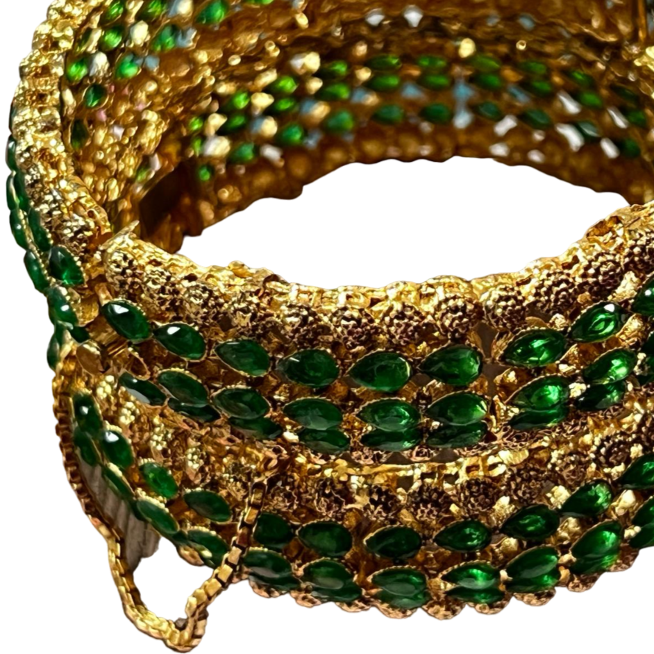 Enchanting Green Gemstone Bangle - Mojood